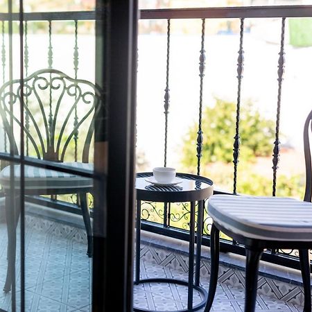 Motif Hotel Чесме Екстериор снимка
