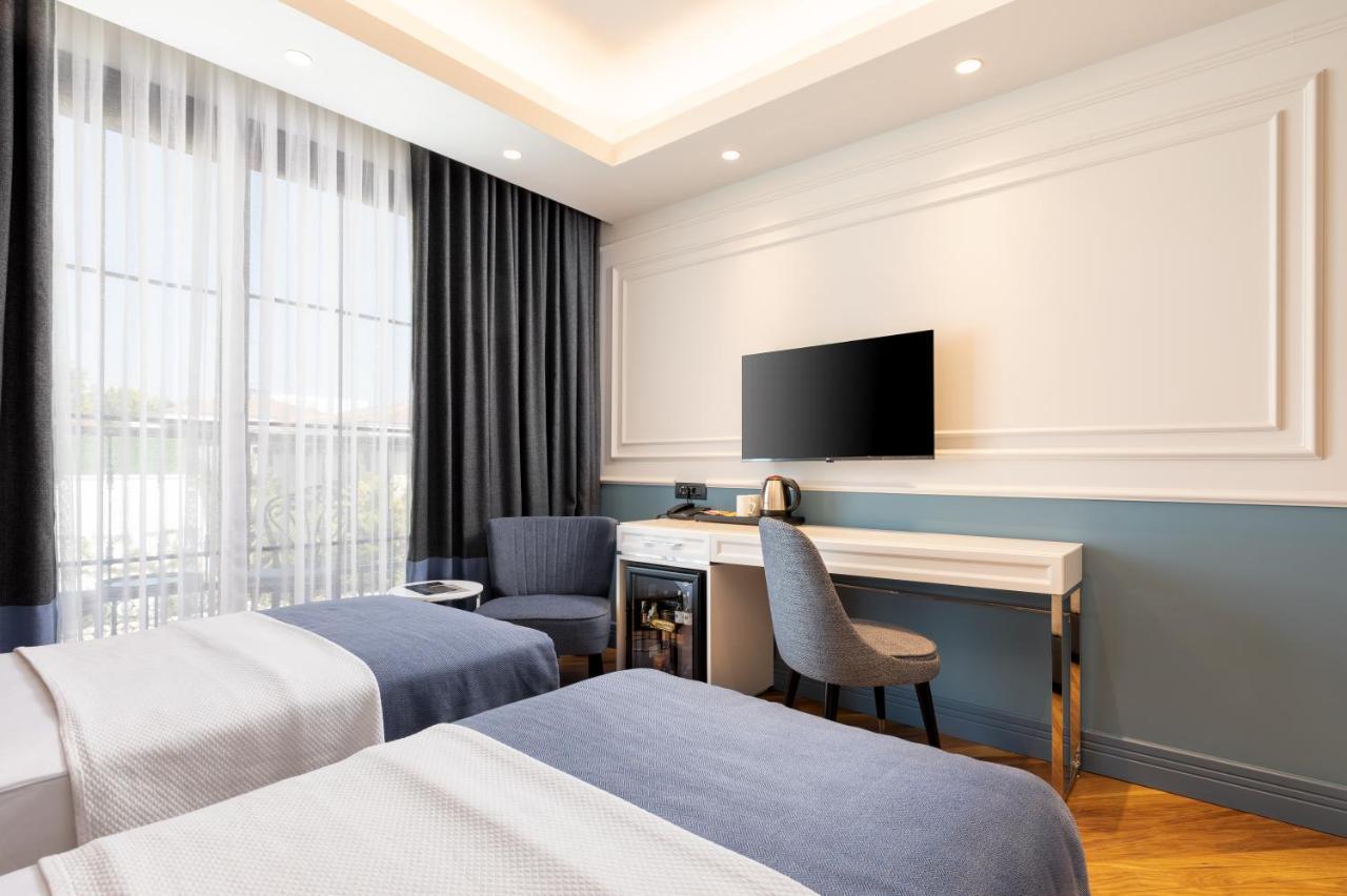 Motif Hotel Чесме Екстериор снимка