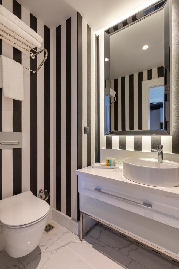 Motif Hotel Чесме Екстериор снимка