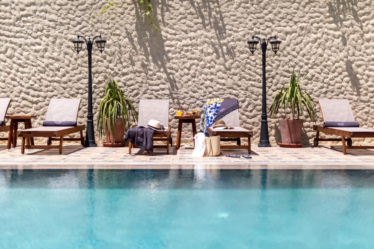 Motif Hotel Чесме Екстериор снимка
