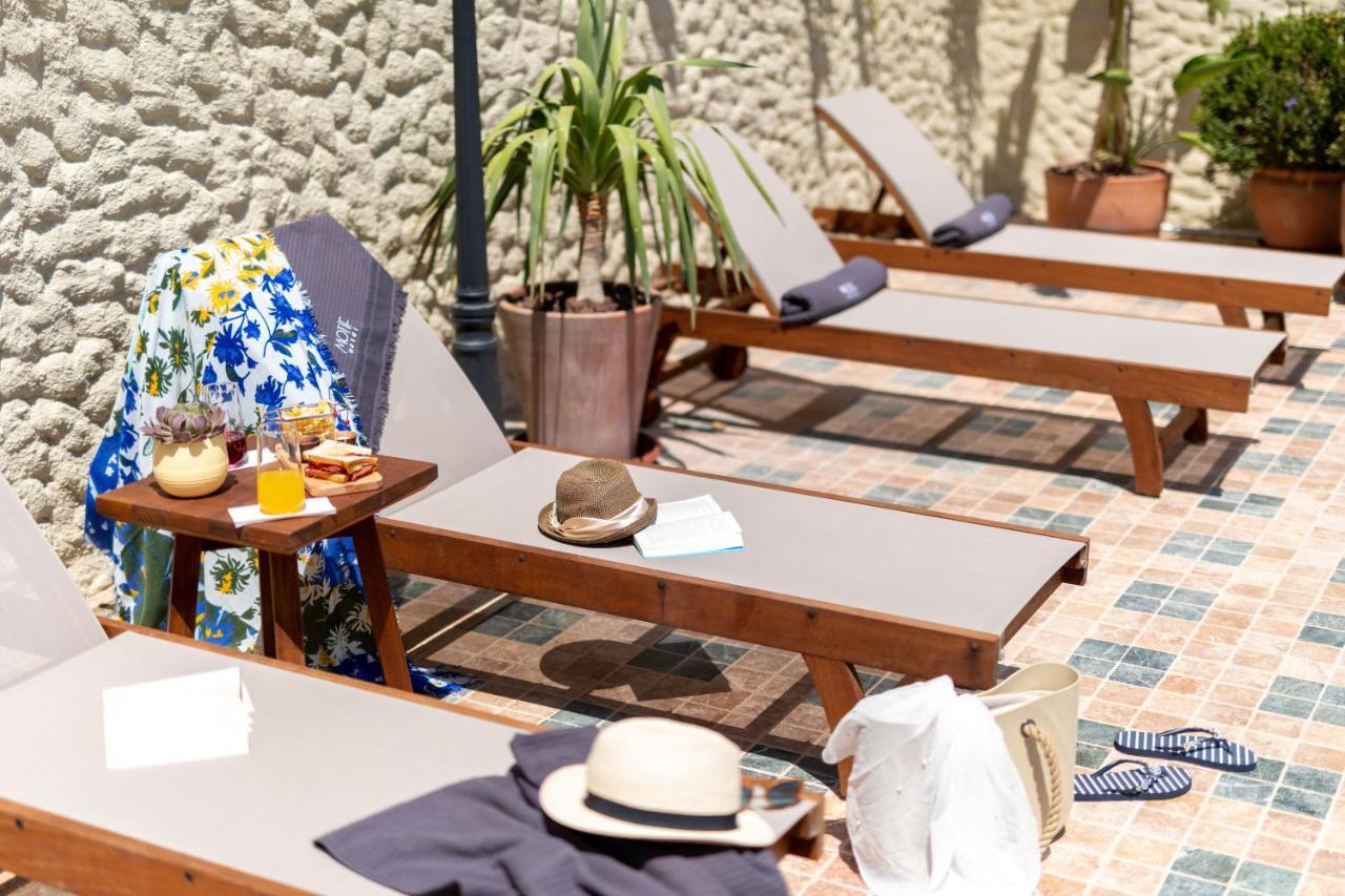 Motif Hotel Чесме Екстериор снимка